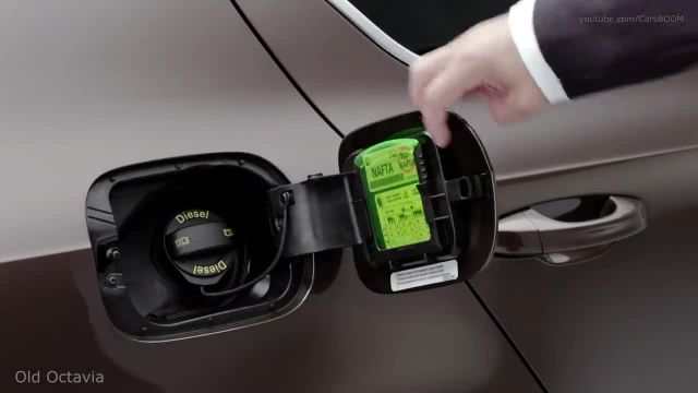 2020 Skoda Octavia vs 2019 Skoda Octavia New vs Old (720p)