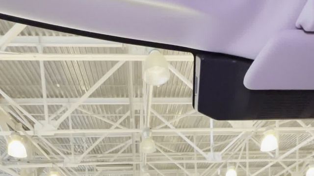 03.01 2046427 Land Rover Defender.MOV