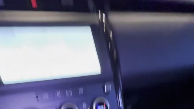 27.11 408619 Land Rover Discovery.MOV