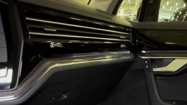 03.04 KD004216 Volkswagen Touareg.MOV