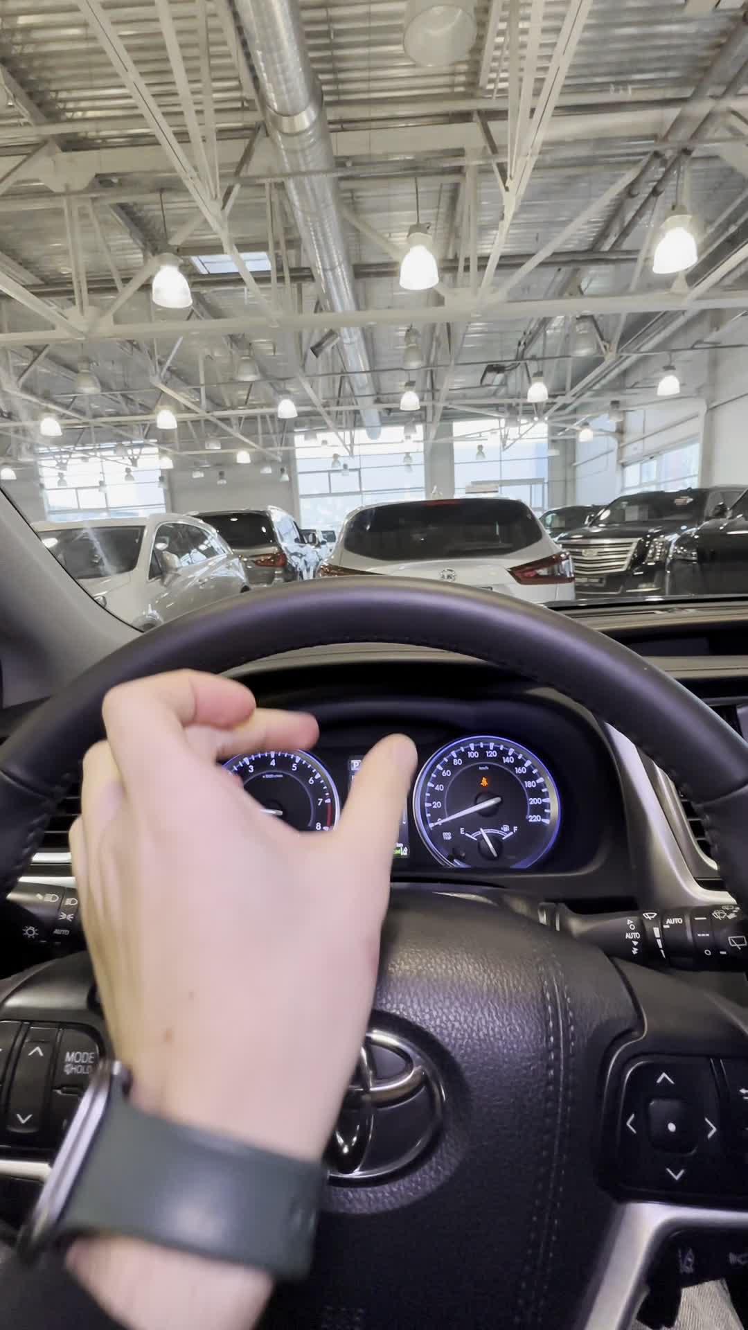 04.03 H50S854293 Toyota Highlander.MOV