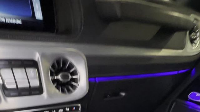 09.04 X355302 Mercedes-Benz G 63 AMG.MOV