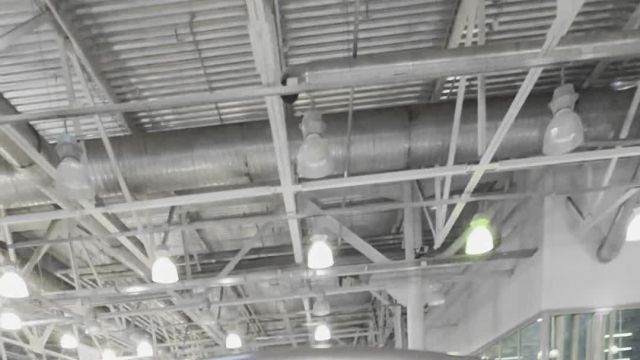 16.01 YG03360 BMW 7.MOV