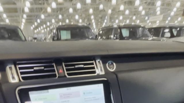 05.03 KA522842 Range Rover Vogue.MOV