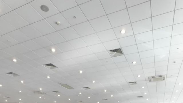 15.04 L13463 Hongqi E-HS9.MOV