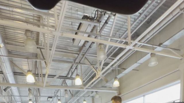 17.04 2L59702 Hongqi H9.MOV