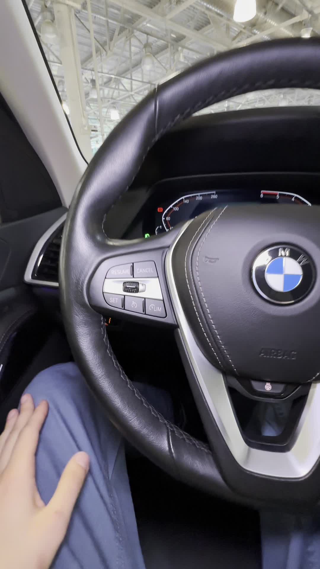 18.04 YG24643 BMW X5.MOV