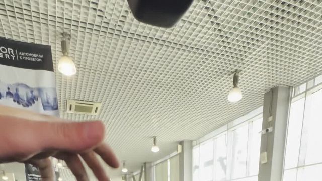 21.04 95L012627 Mercedes GLE.MOV