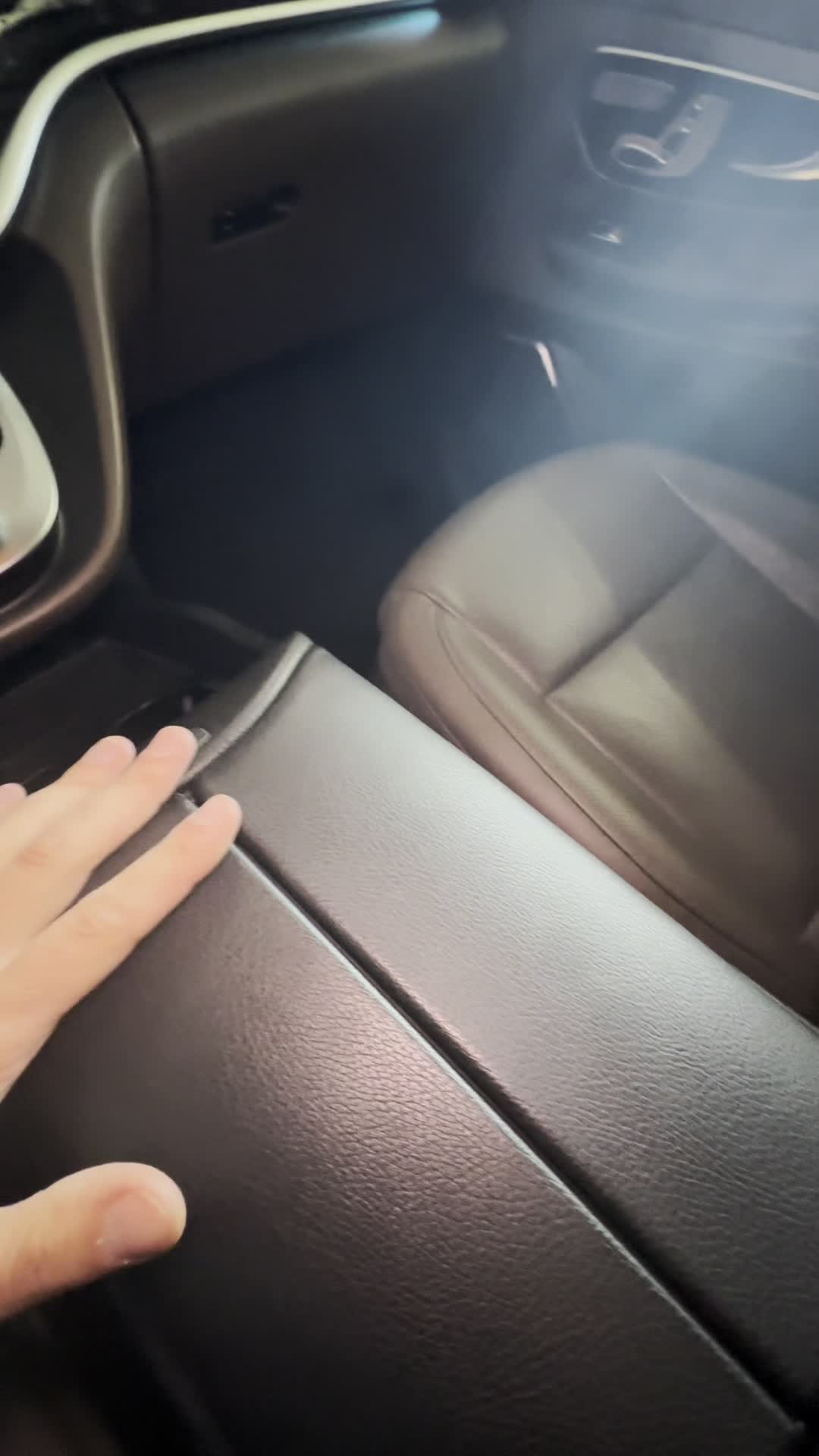 28.04 3720407 Mercedes V.MOV