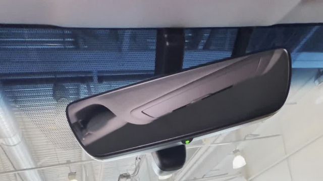 08.05 04288712 Toyota LC200.MOV