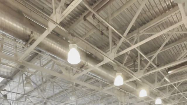 09.05 P77242 BMW X6.MOV