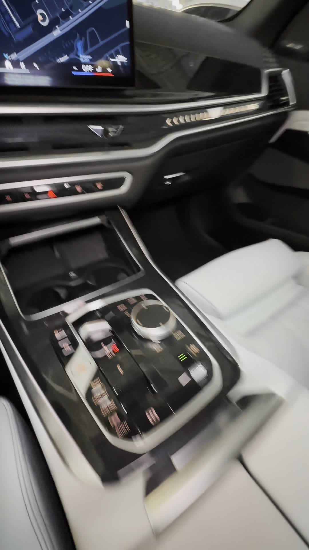 09.05 V78270  BMW X5.MOV