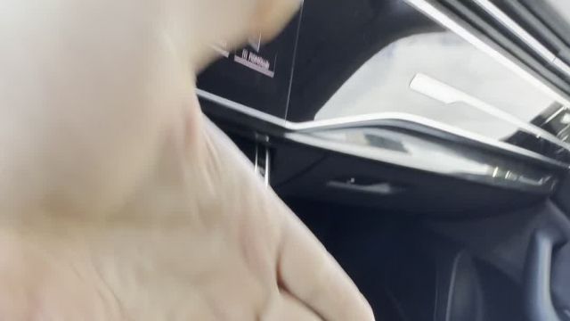 21.05 KD036352 Audi Q8.MOV