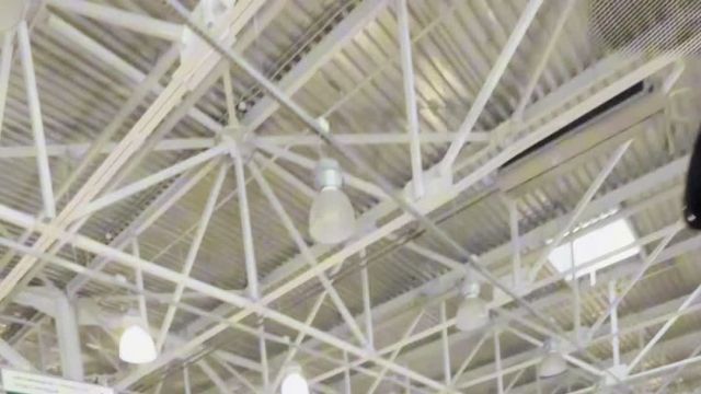 22.05 CE59537 BMW 840d.MOV