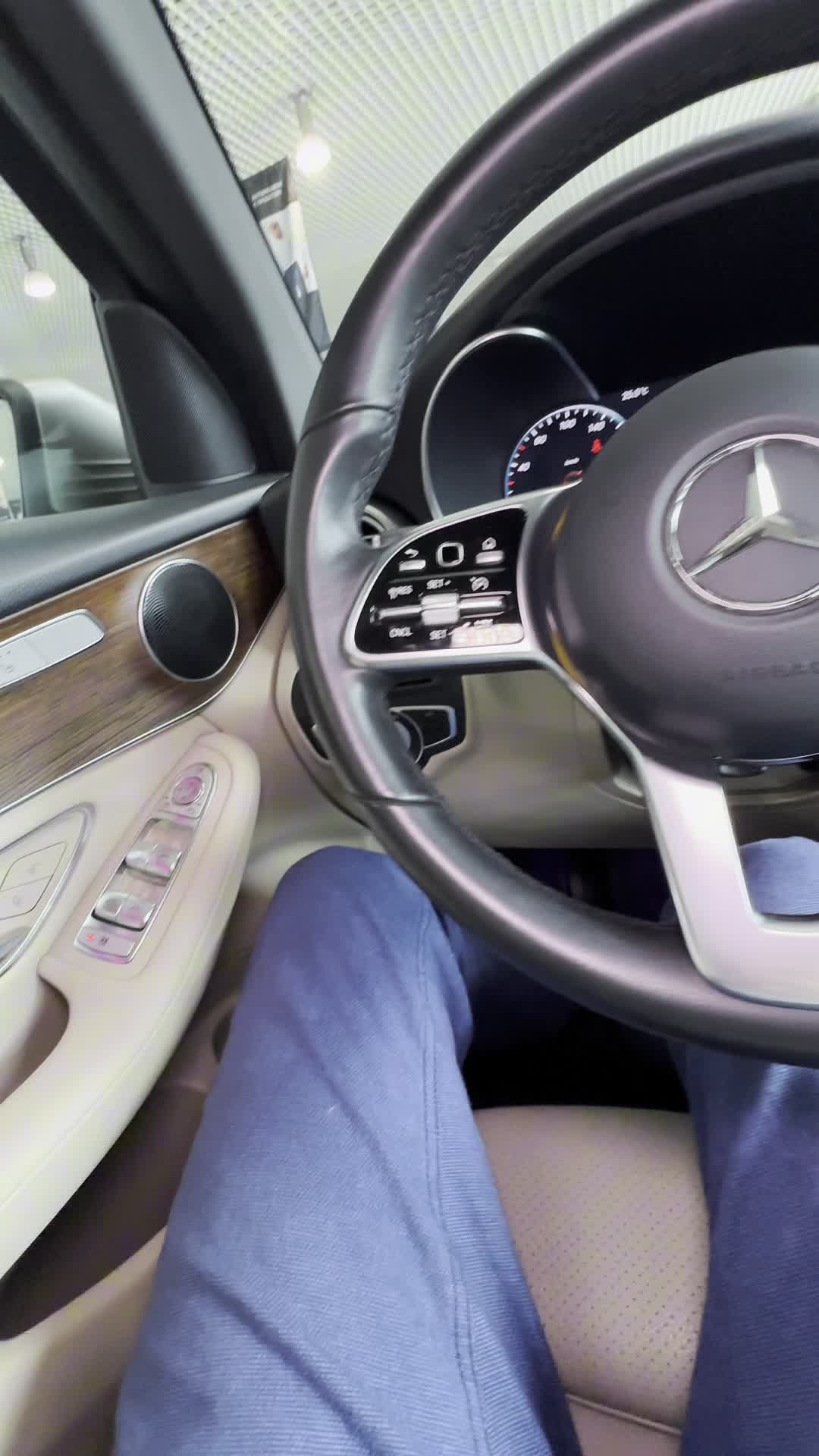 26.05 801009 Mercedes GLC.MOV