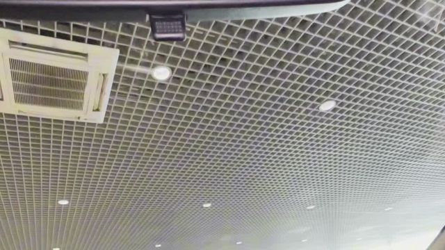 03.06 5108465 Toyota LC150.MOV