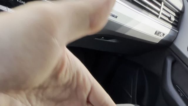 09.06 KG000488 Audi Q7.MOV