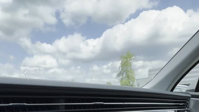 09.06 MD036410 Audi Q7.MOV