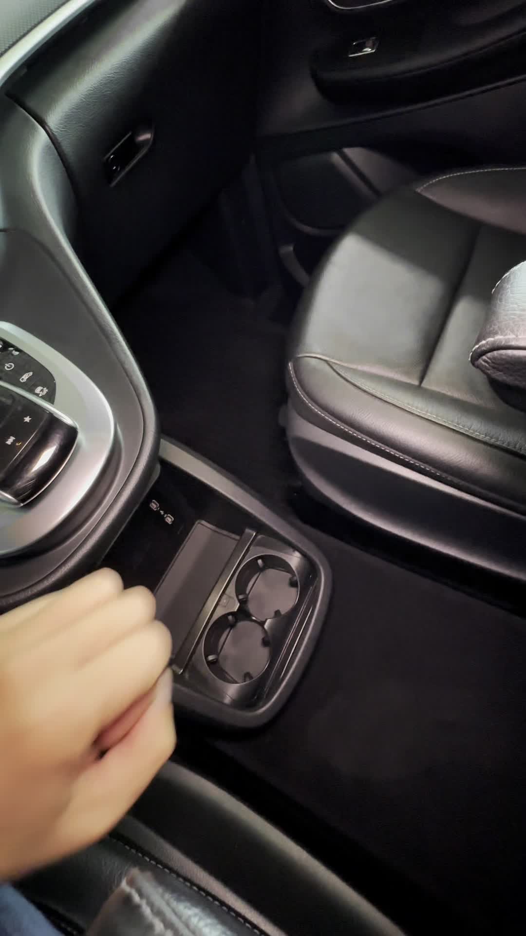 16.06 3725160 Mercedes-Benz V.MOV