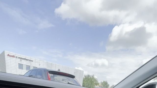 25.06 KN018542 Audi A8L.MOV