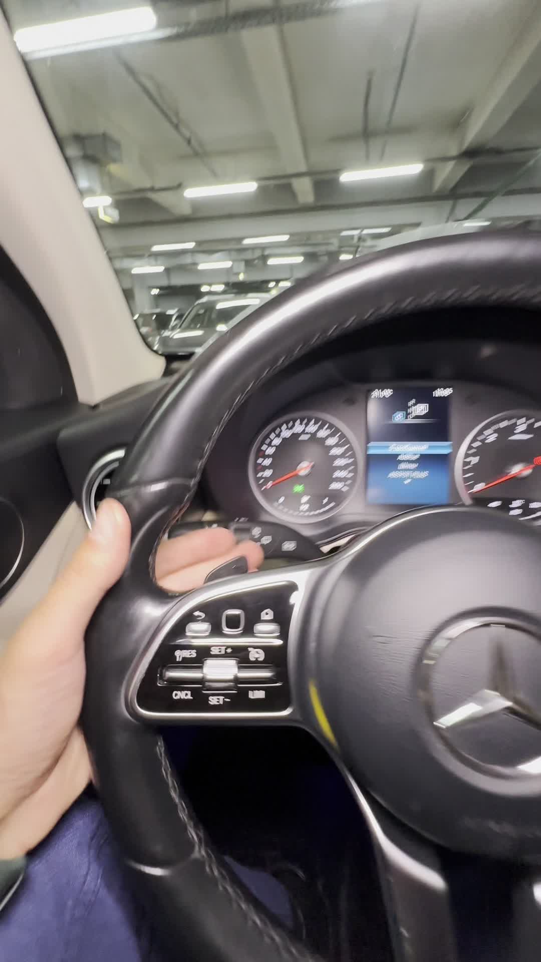 30.06 5L003447 Mercedes-Benz GLC.MOV