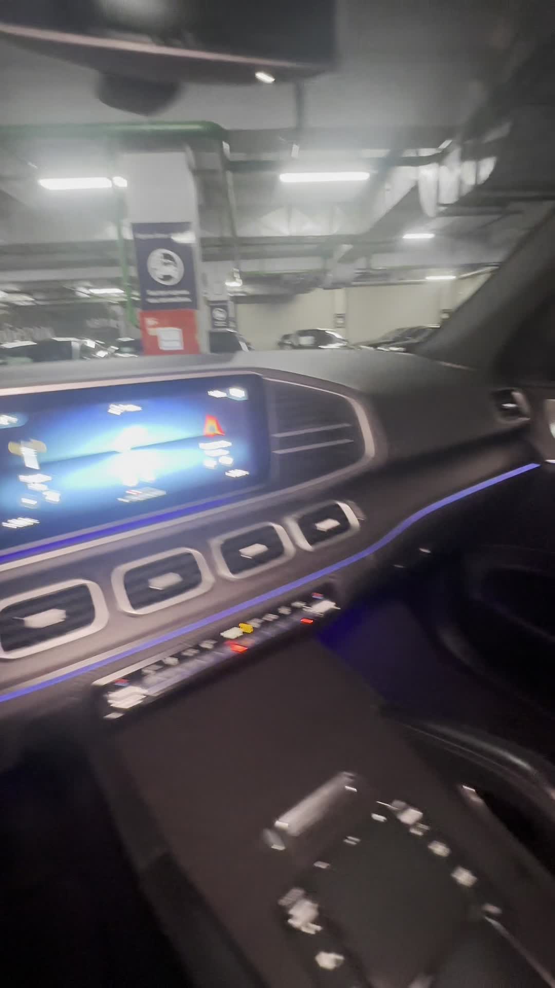 30.06 A269428 Mercedes-Benz GLE.MOV