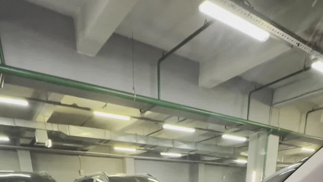 30.06 JD010223 Volkswagen Touareg.MOV