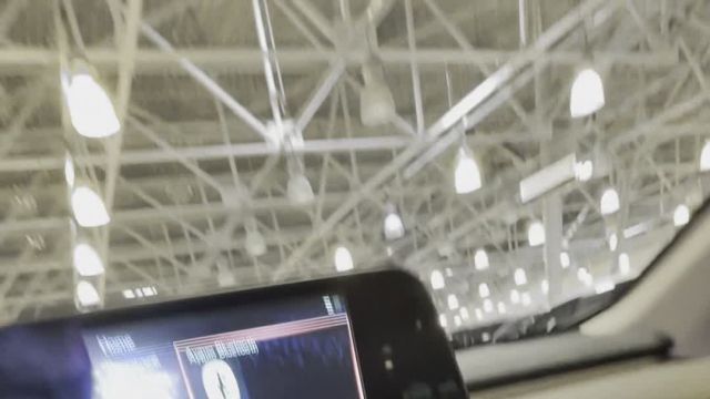 11.07 2175903 Lexus RX200t.MOV