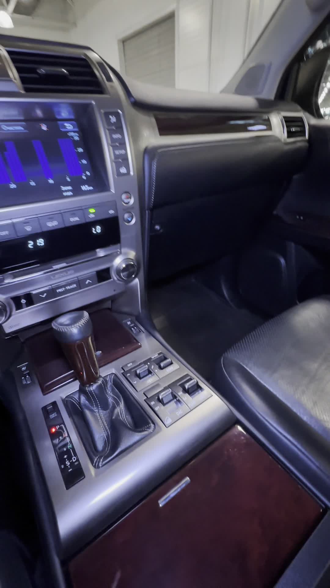 11.07 5111911 Lexus GX 460.MOV