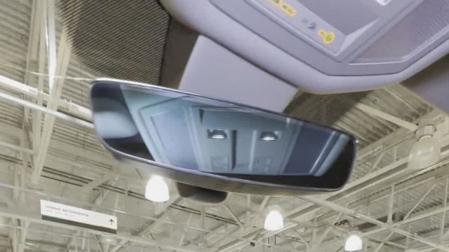 11.07 KD048973 Volkswagen Touareg III.MOV