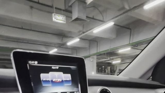 15.07 3427493 Mercedes V.MOV