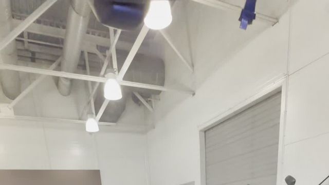 22.07 LD034783 Volkswagen Touareg.MOV