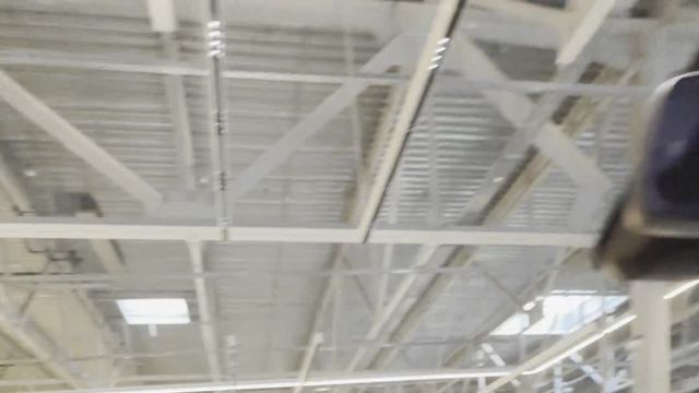 22.07 R284060 Cadillac Escalade Luxury.MOV