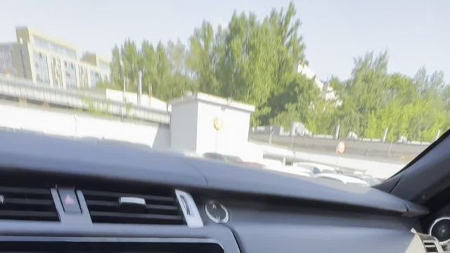 24.07 4KA848227 Range Rover Sport.MOV