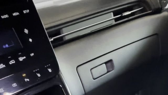 25.07 NU065740 Hyundai Staria.MOV