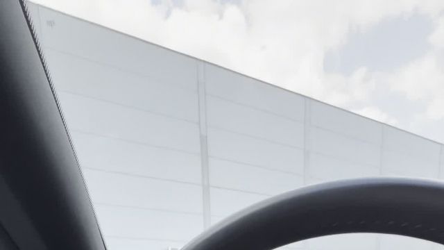 30.07 F173054 Mercedes-Benz E 200.MOV