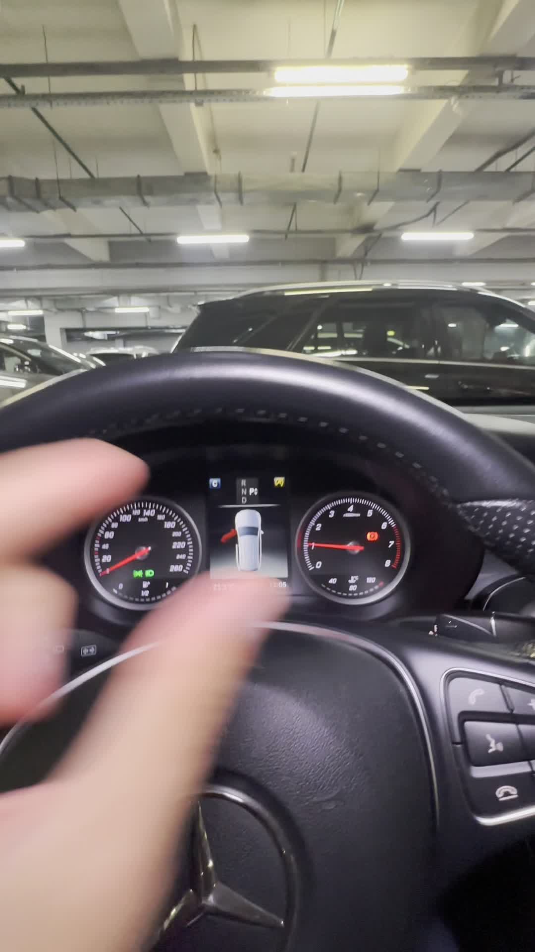 12.08 V141718 Mercedes GLC.MOV
