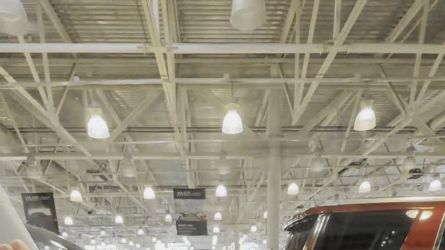 15.08 L30387 Hongqi E-HS9.MOV