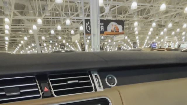 19.08 KA553257 Range Rover Vogue SE.MOV