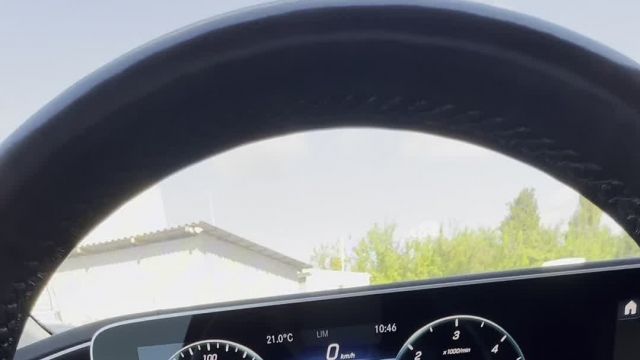 27.08 A364231 Mercedes-Benz GLE 350.MOV