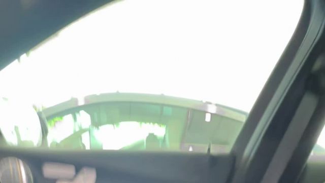 10.09 L044679 Mercedes-Benz E.MOV