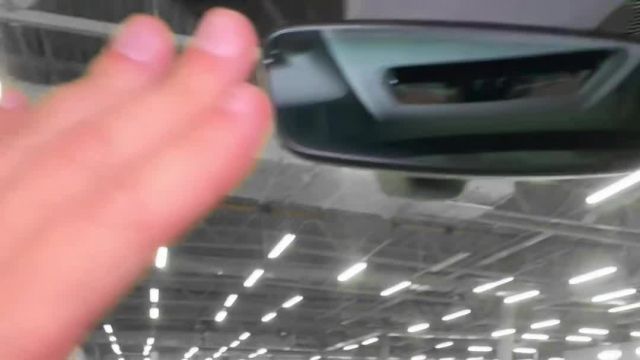 11.09 PN022159 Volkswagen Teramont.MOV