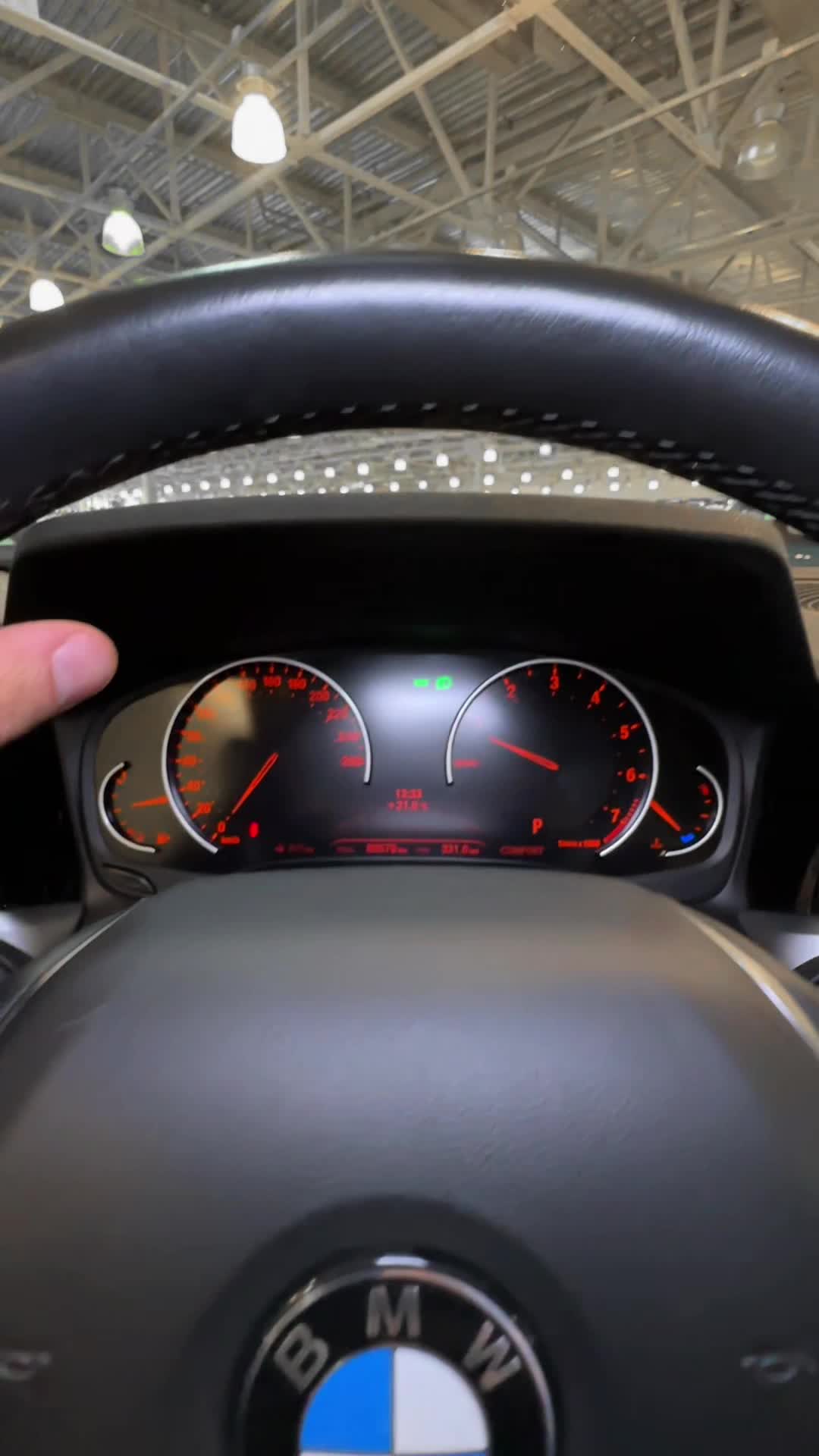 18.09 B43030 BMW 3.MOV
