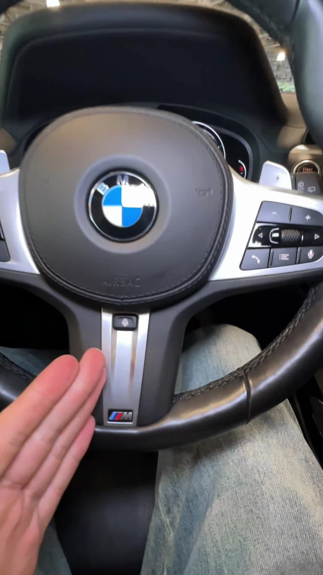 18.09 N114123 BMW X3.MOV