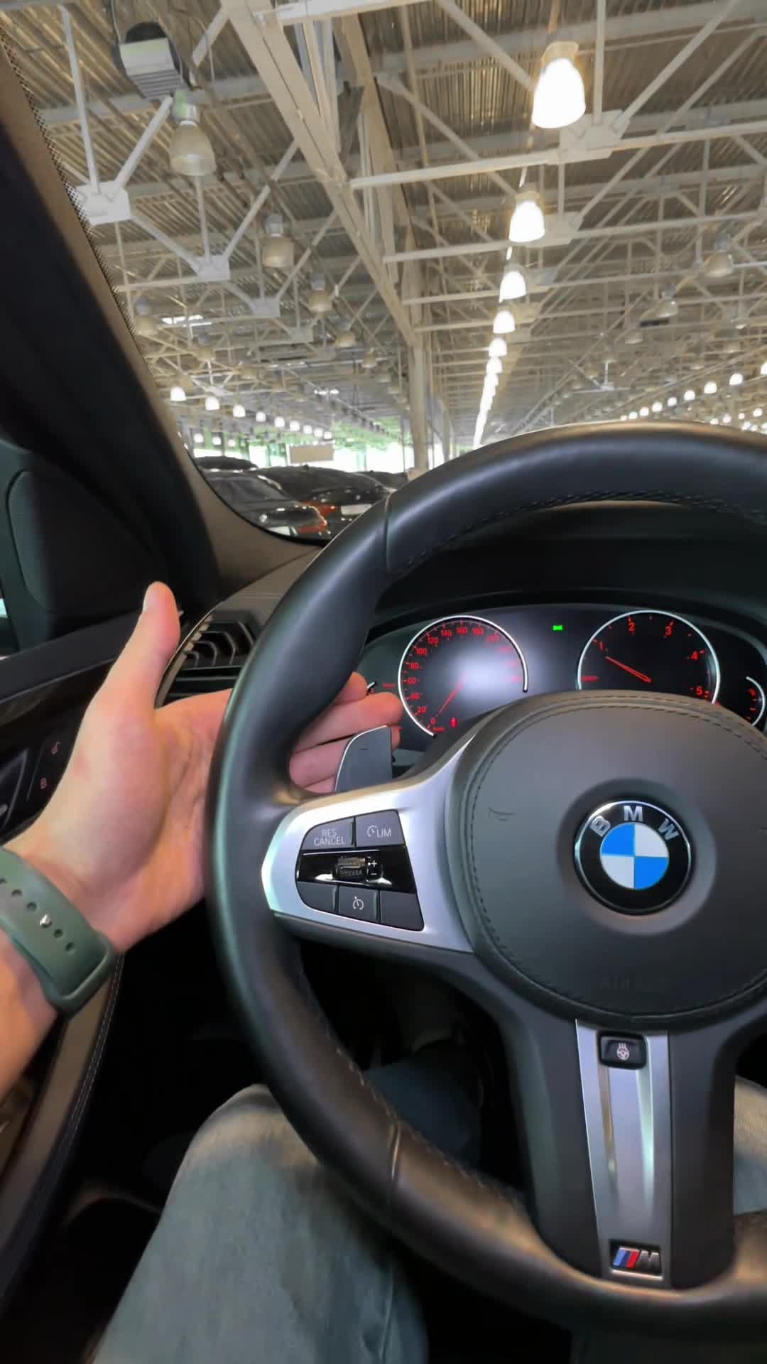 25.09 H12722 BMW X4.MOV