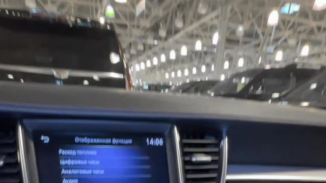 26.09 Z0554293 Infiniti QX50.MOV