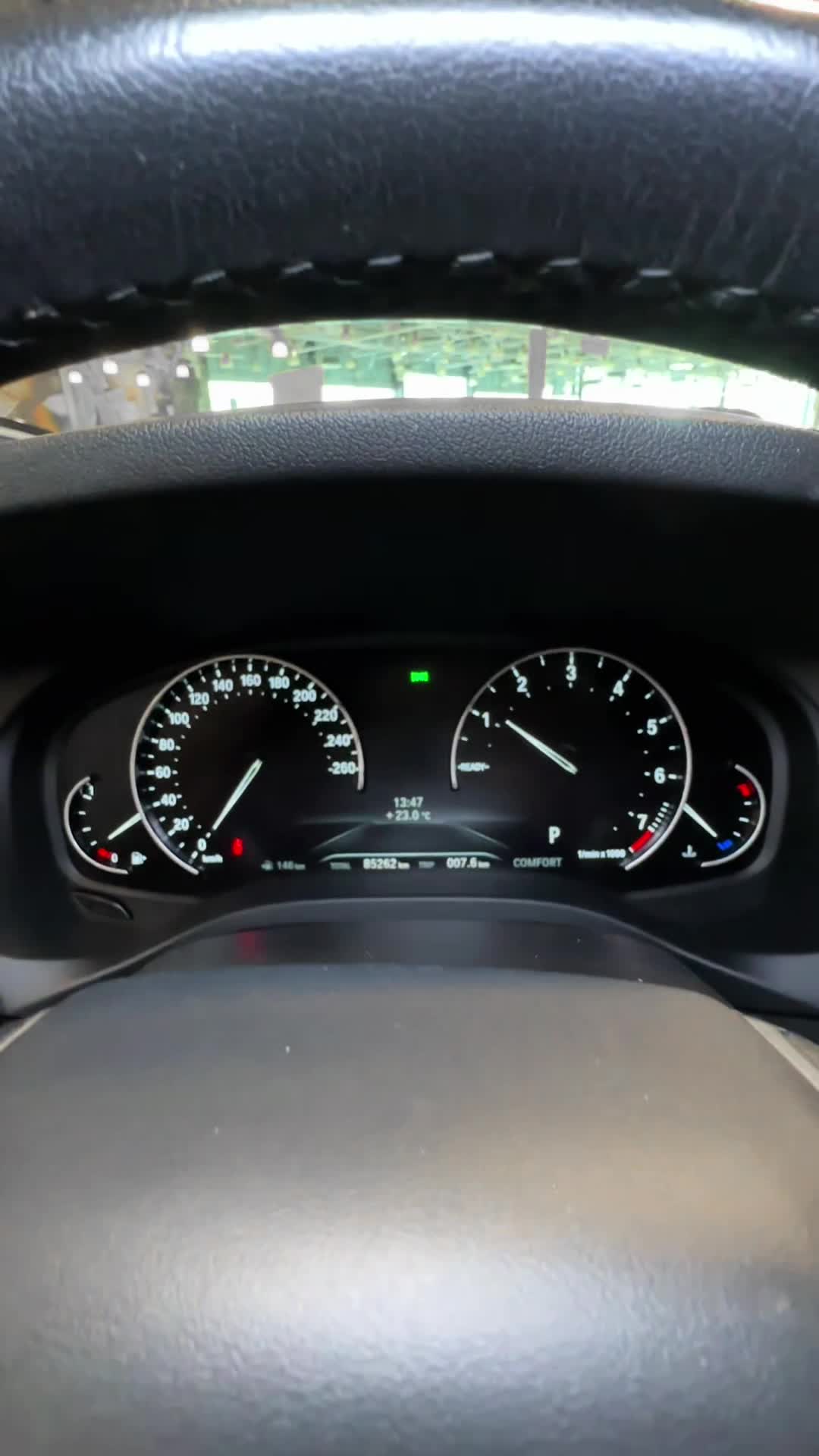 01.10 LG63987 BMW X4.MOV