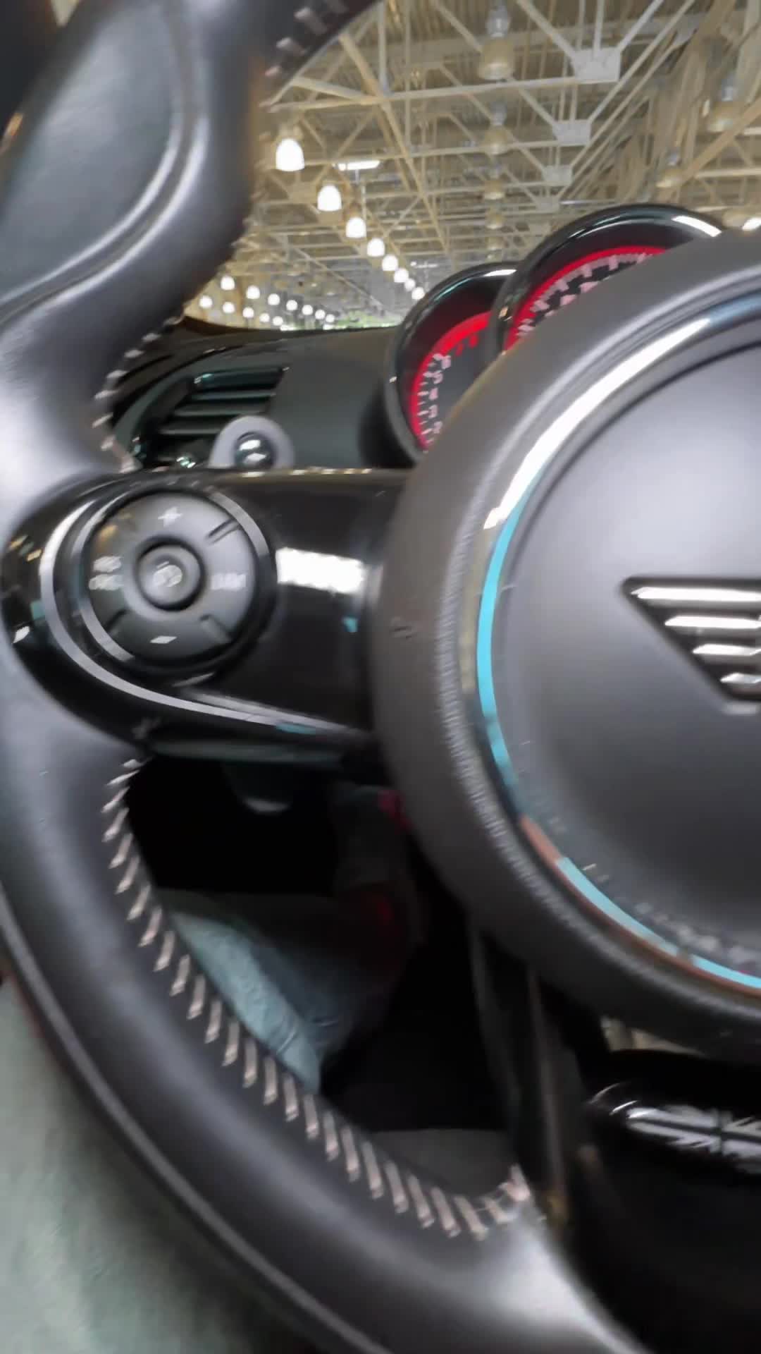 01.10 N23338 Mini Clubman.MOV