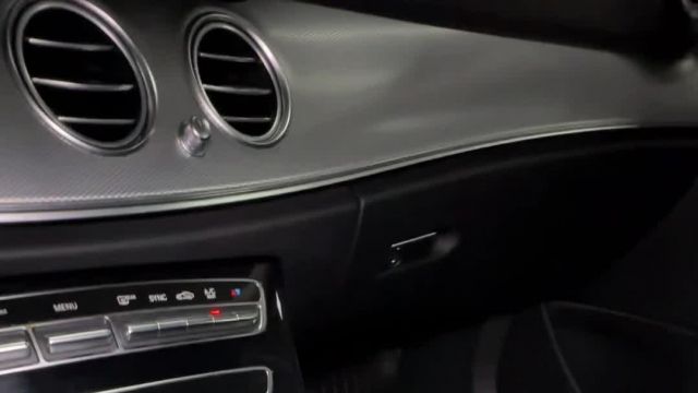 06.10 A766148 Mercedes E.MOV