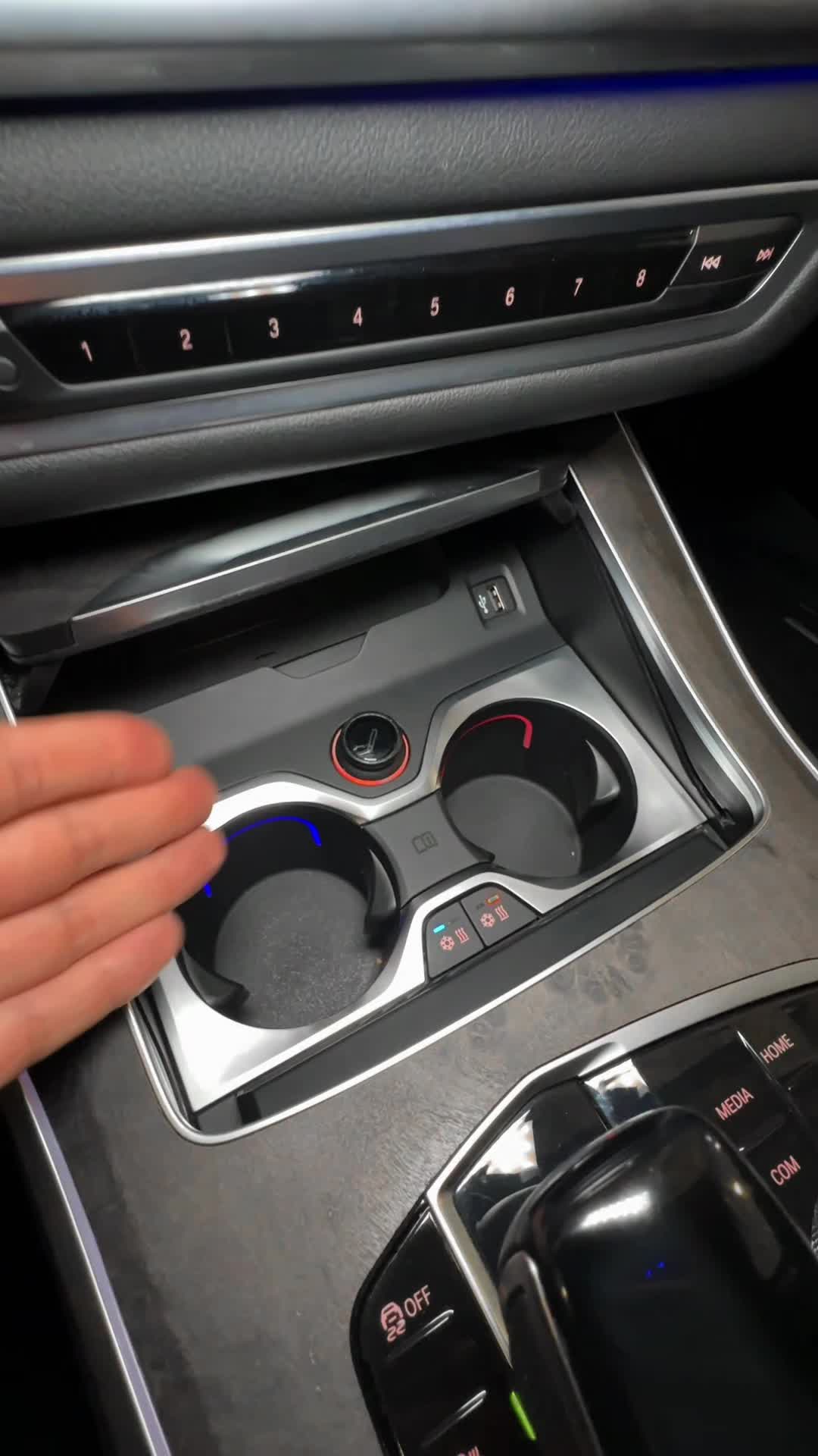 09.10 LH65940 BMW X5.MOV